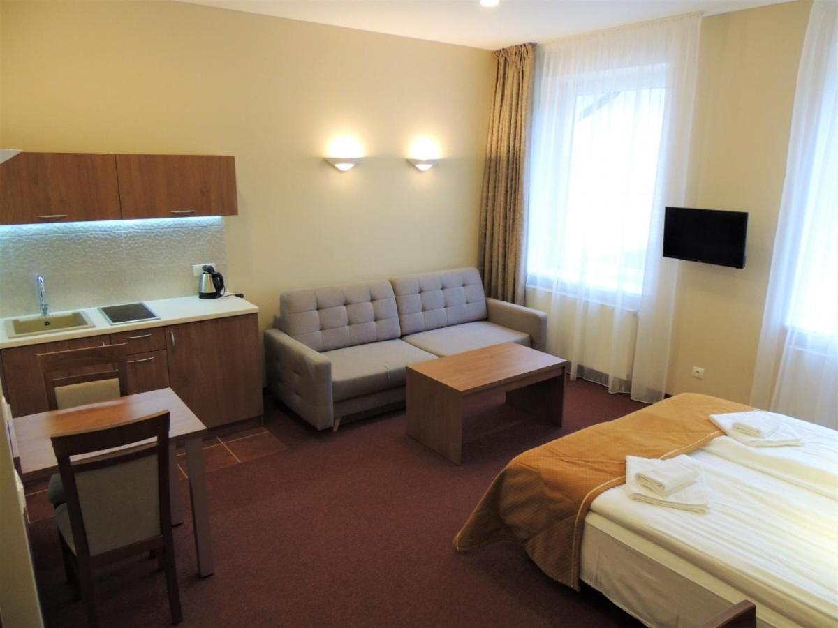 Zuvedra Hotel Palanga Buitenkant foto