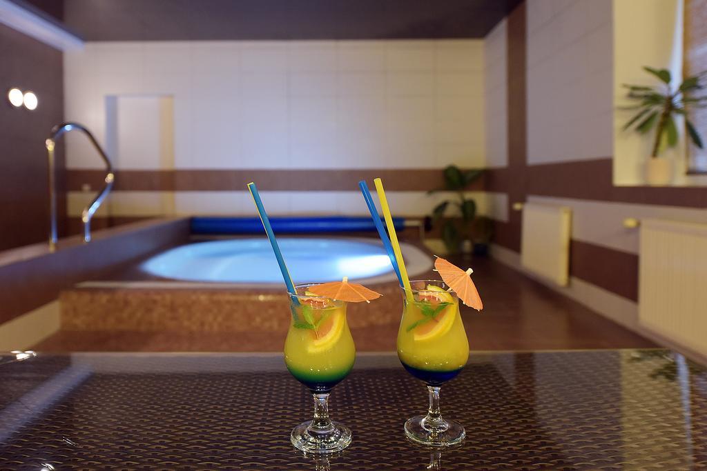 Zuvedra Hotel Palanga Buitenkant foto